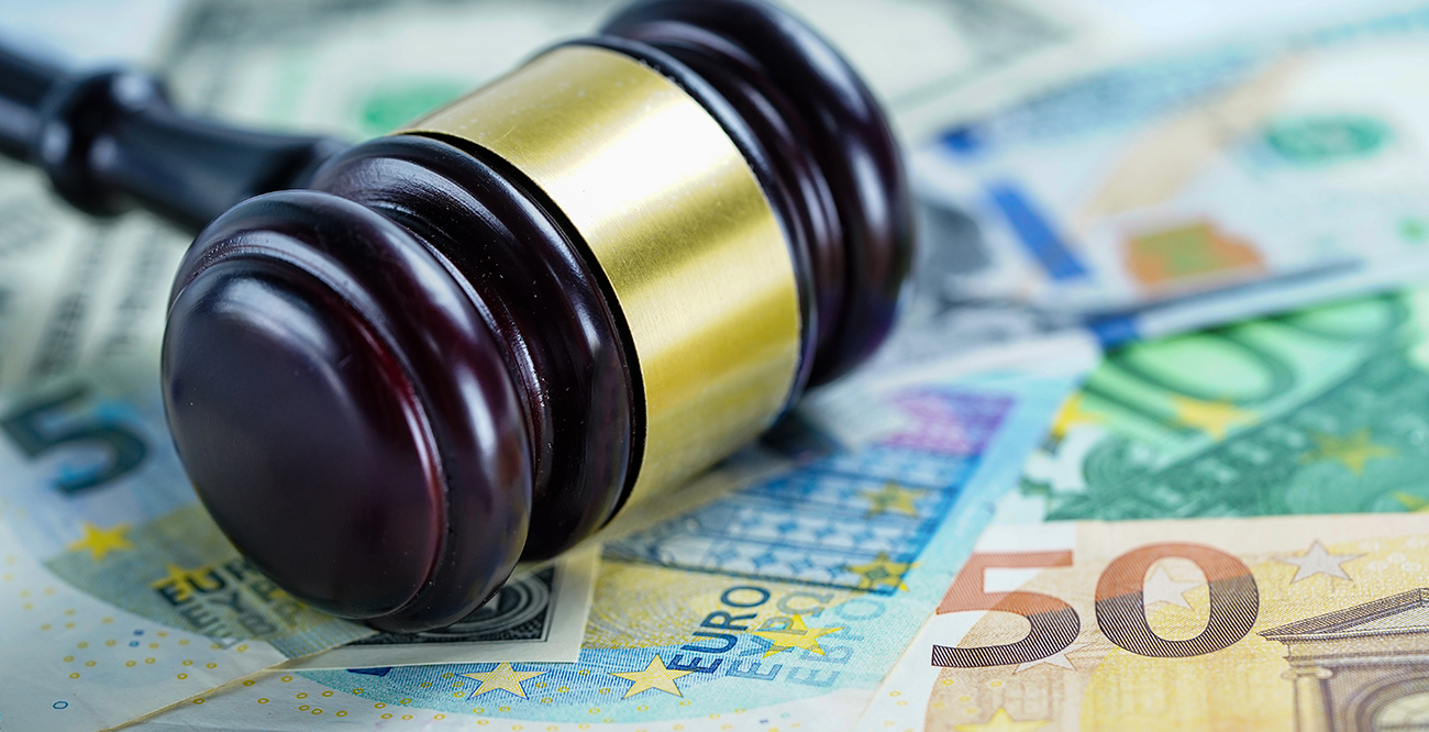 Notar und Buchhalter wegen Veruntreuung von Mandantengeldern verurteilt